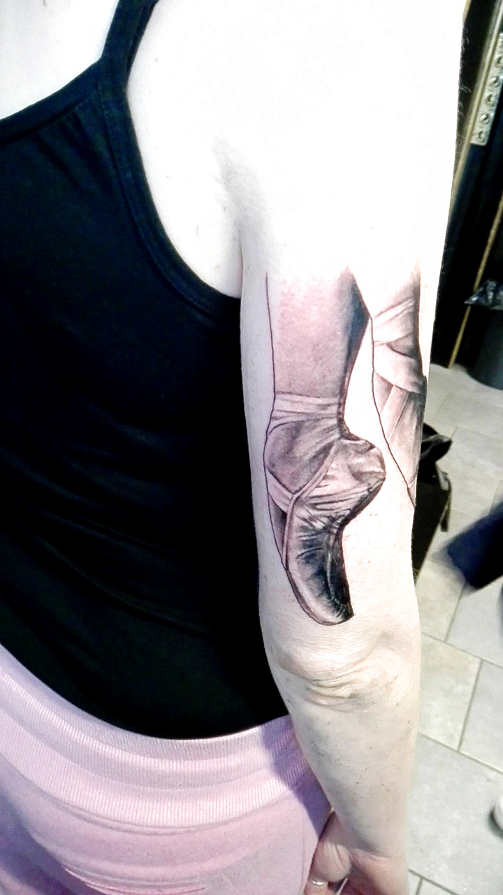 Tatuaggio realista realizzato da Tattoo Ink Bergamo